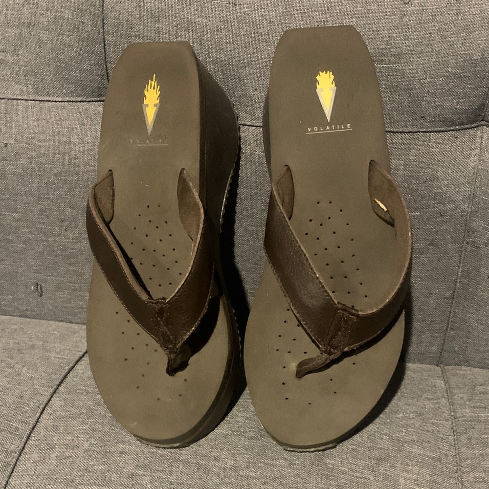 Volatile Women’s Dark Brown Leather Sandals